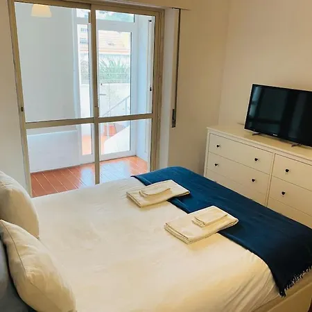 Apartment 2 Bedrooms By The Estoril