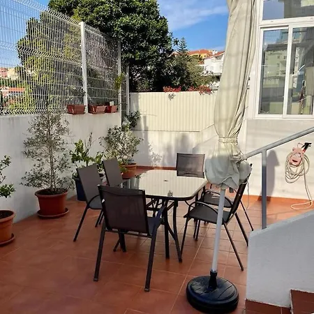 Appartamento 2 Bd By The Estoril