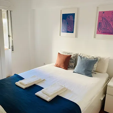 Apartment 2 Bedrooms By The