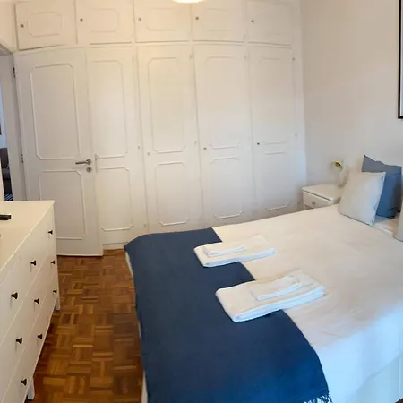 Apartment 2 Bedrooms By The