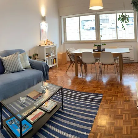 Appartamento 2 Bd By The Estoril