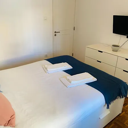 2 Bedrooms By The * Estoril