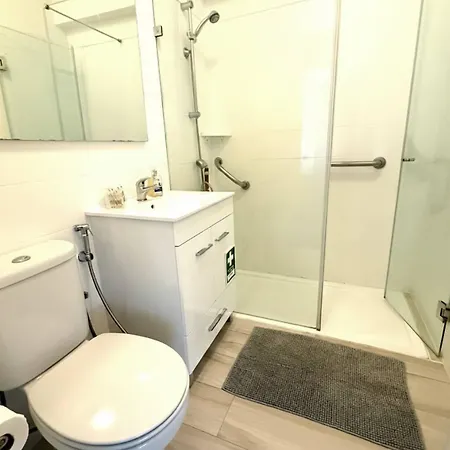 2 Bd By The Apartmán